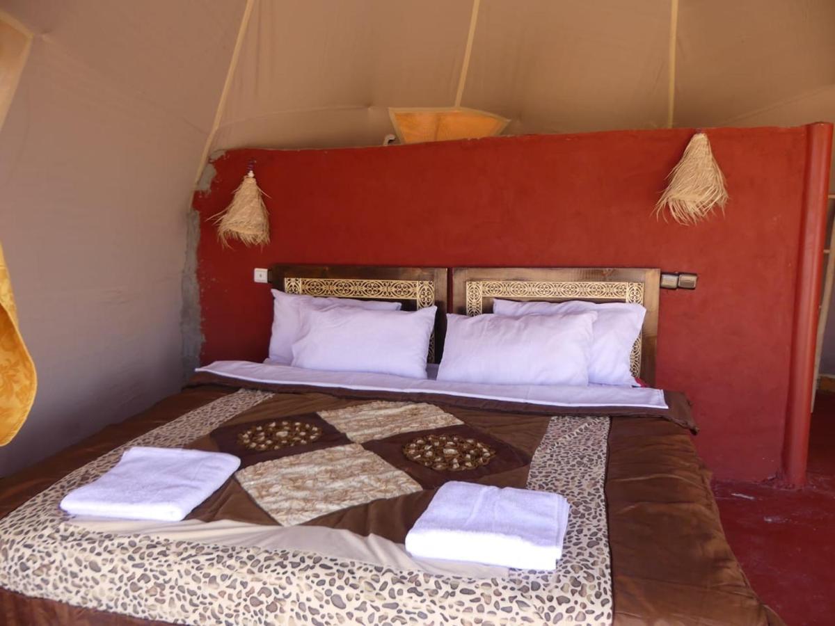 Camel Bivouac Мерцуга Екстериор снимка